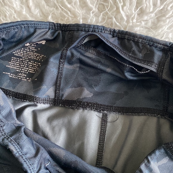 Avía camo leggings - Picture 4 of 5